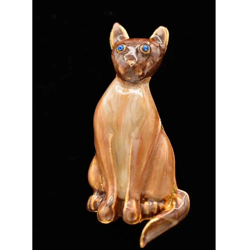 Vintage Siamese Cat Pin Brooch Brown Enamel Blue Eyes Gold Tone 1980s BinAT